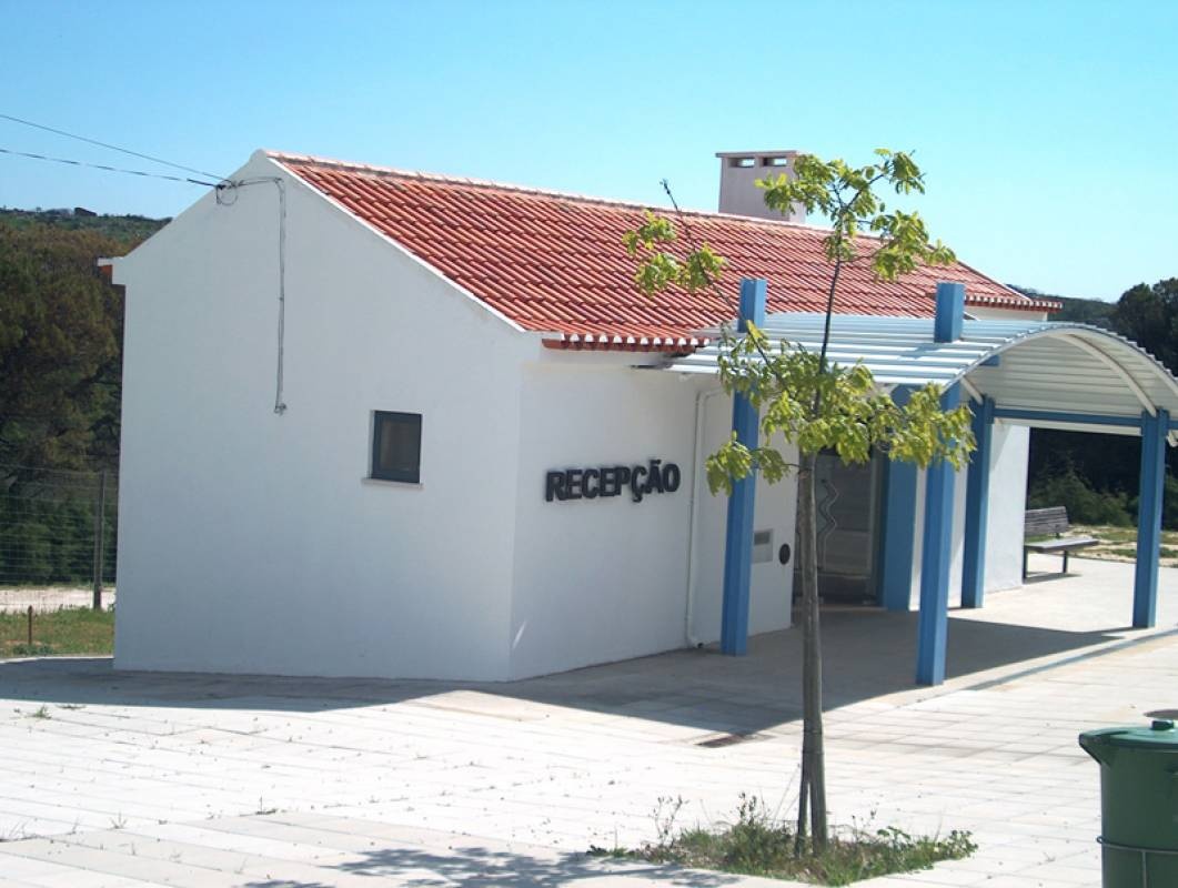 Parque de Campismo Rural da Serra de Montejunto — Camping in Lamas CDV