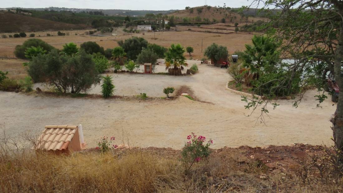 Camping Casa Barco a Vela — Campervan Site in Silves