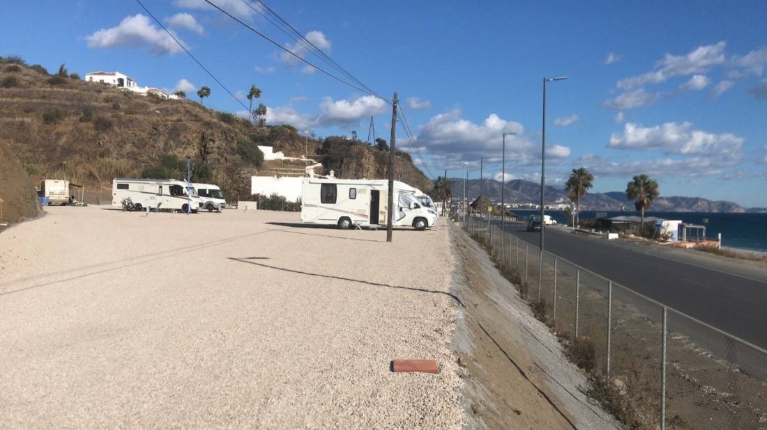 Wohnmobilstellplatz Paradise Beach — Bobilplass in Torrox