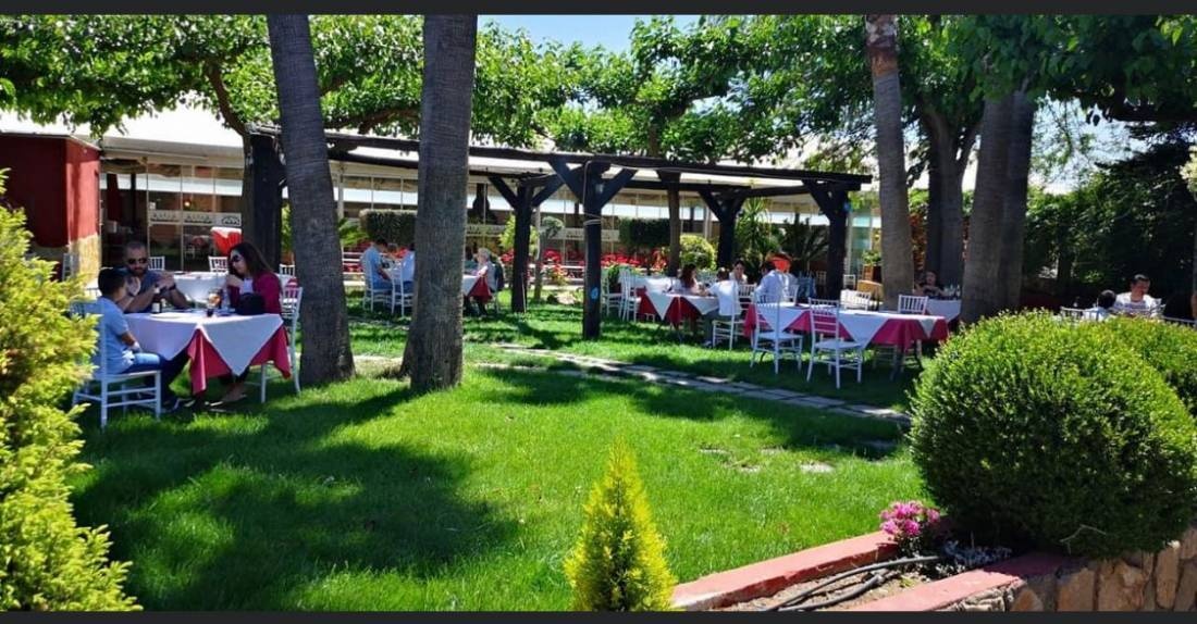 Area Camper El Cortijo — Area Autocaravanas in Granada