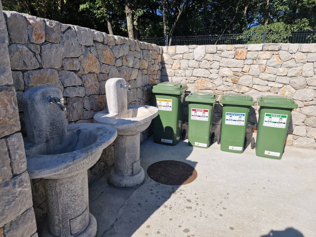 Stellplatz Divaca — Camperplads in Divača