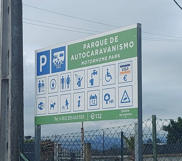 Valpedre Motorhome Park — Photo 2