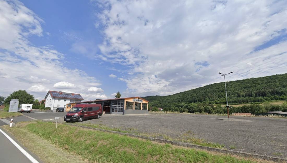 Stellplatz Erthal Camper — Karavan Sitesi in Hammelburg