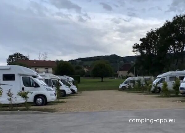 Stellplatz Beaufort-Orbagna (Jura) — Photo 3