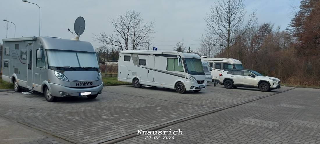 Parking dla kamperów — Campervan Site in Szczawno-Zdrój