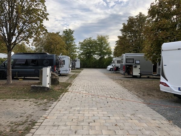 Wohnmobilstellplätze Forchheim — Karavan Sitesi in Forchheim
