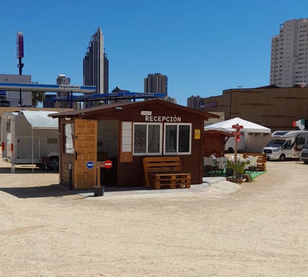 SUNBEACH CAMPARK - Finestrat — Foto 2