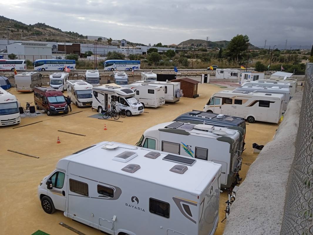 SUNBEACH CAMPARK - Finestrat — Camperplads in Finestrat