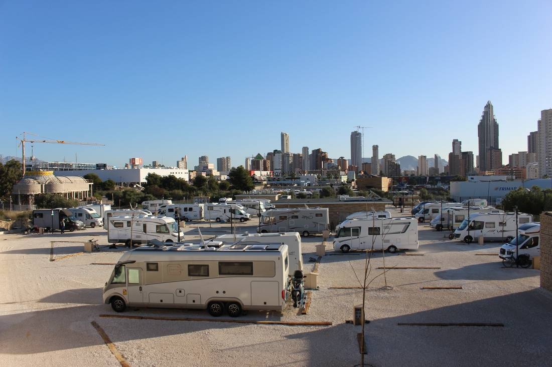 Camperlive — Area di sosta in Finestrat, Alicante