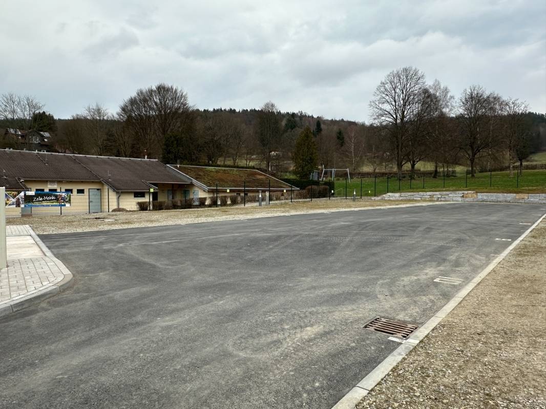 Stellplatz Am Einsiedel — Aire camping car in Zella-Mehlis