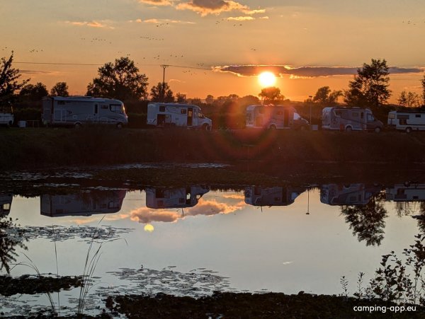 Stellplatz am Willisee Kleve — Foto 2