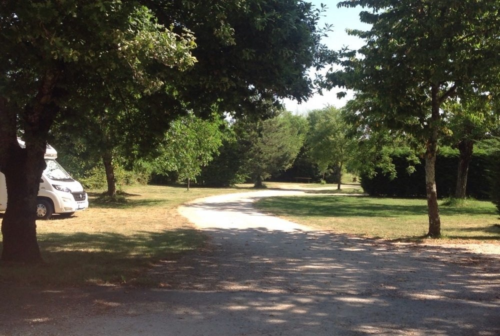 La Chattonière — Camping in Cognin-les-Gorges