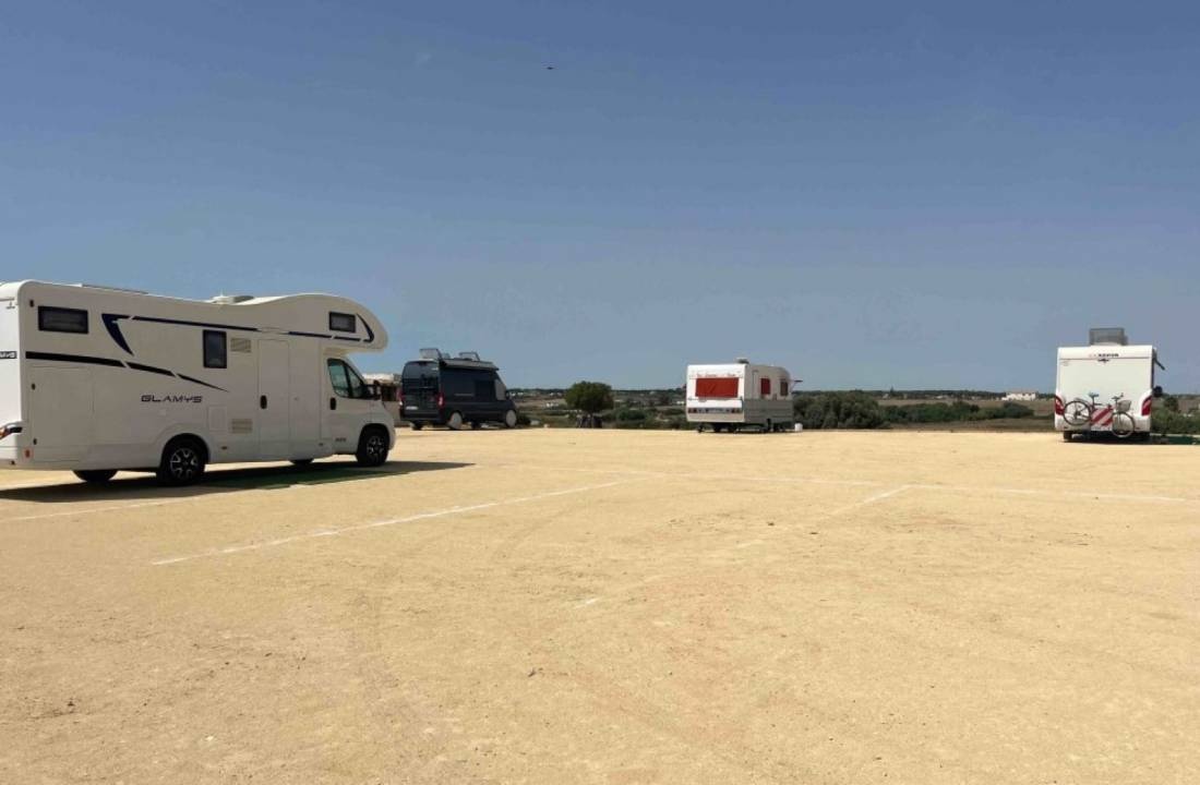 Av. Fuente del Gallo — Bobilplass in Conil de la Frontera