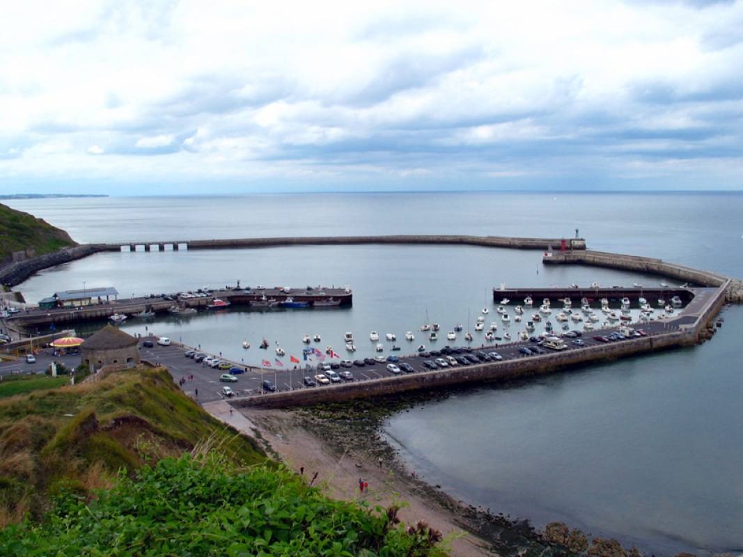 Grandcamp-Maisy Camping-Car Park — Campingplads in Grandcamp-Maisy