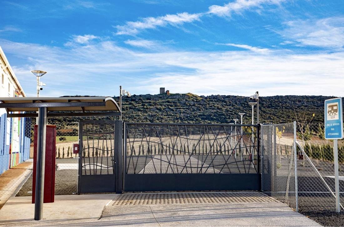 Área autocaravanas Corral de Calatrava — Stellplatz in Corral de Calatrava