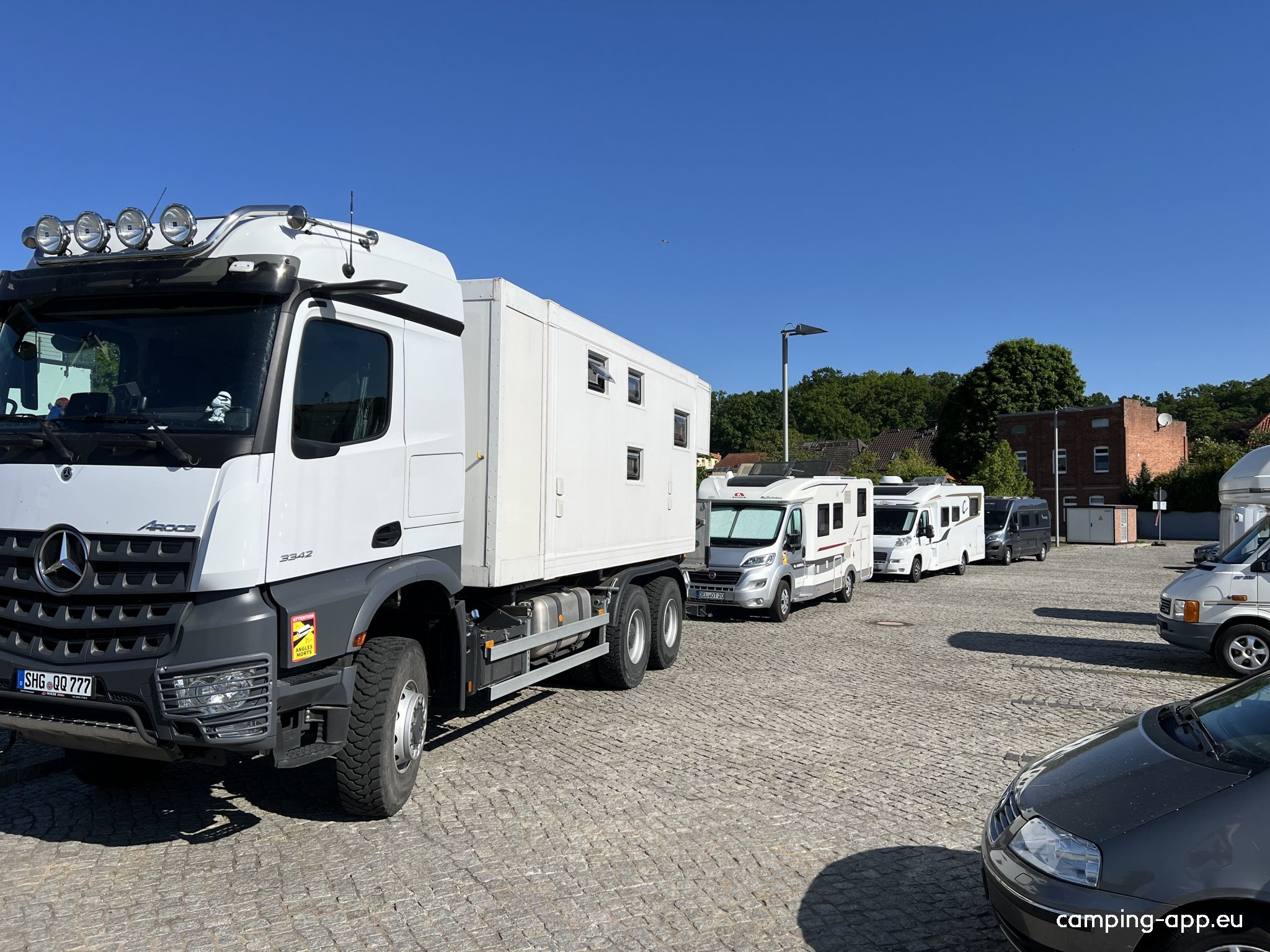 Stellplatz am Hafenplatz Boizenburg — Area Autocaravanas in Boizenburg/Elbe