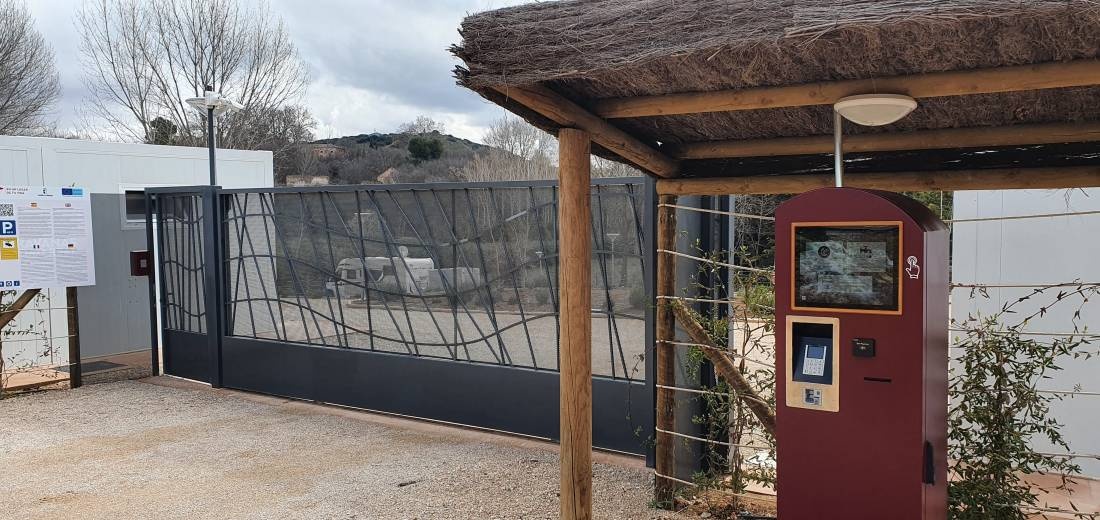 Área autocaravanas Ruidera — Stellplatz in Ruidera