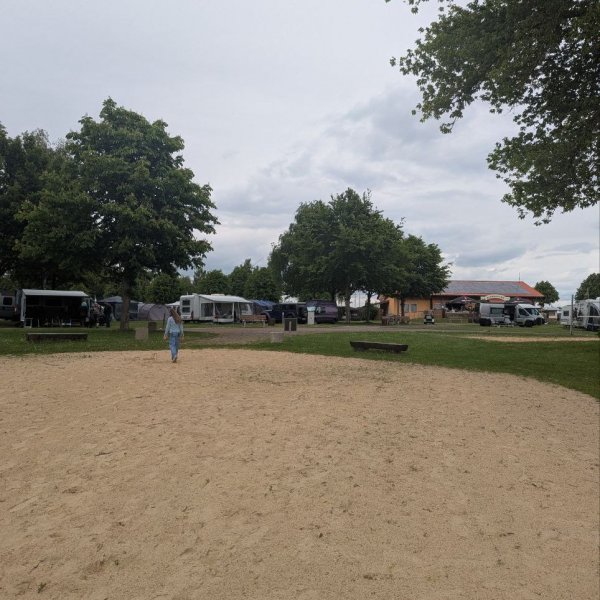 Campingplatz Wangenheim — Foto 3