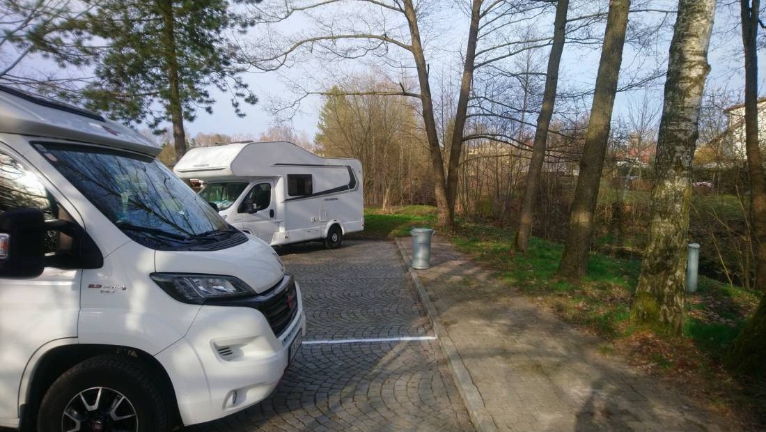 WELCOME CARAVAN — Stellplatz in Kleinpertholz