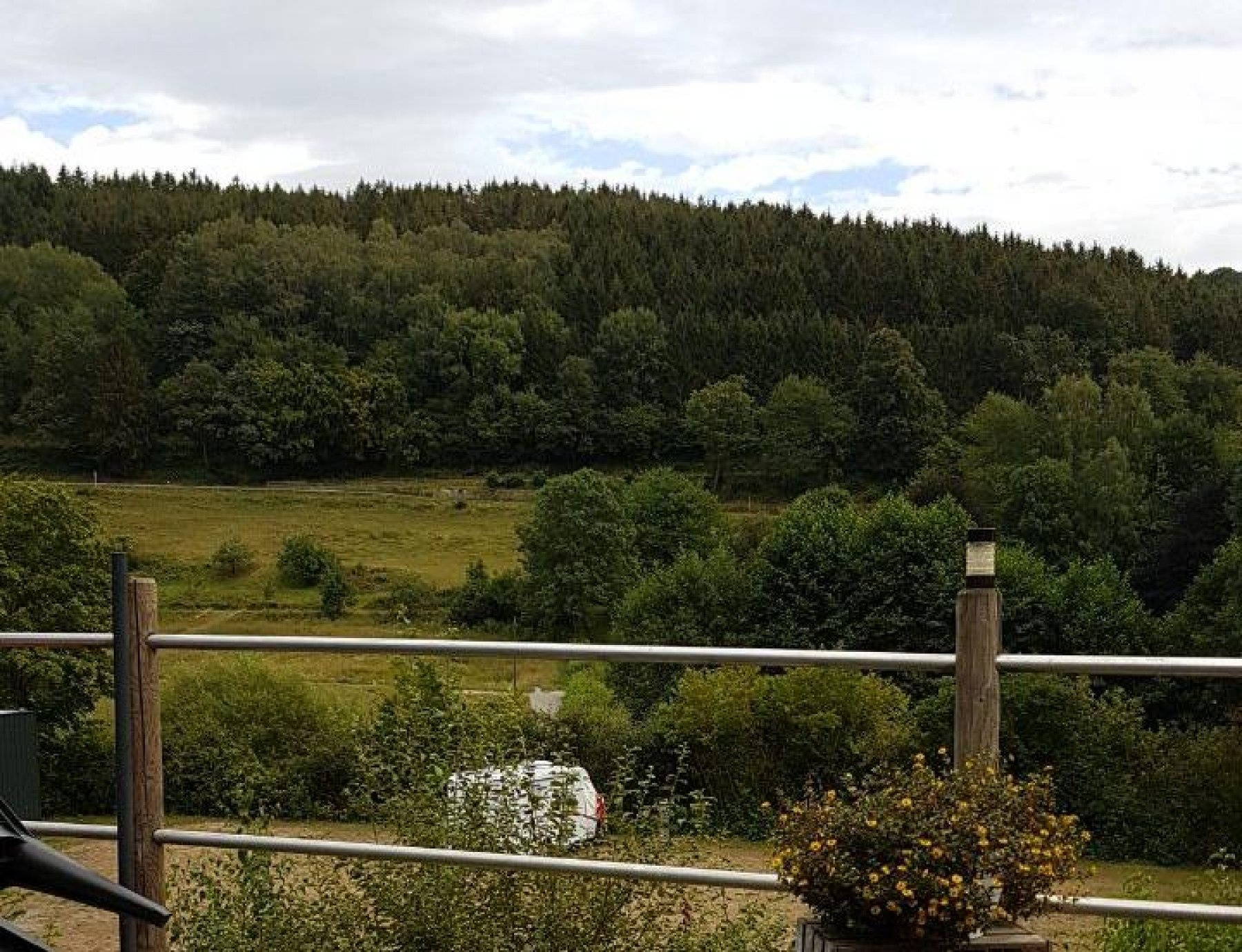 Stellplatz Lohrhaupten Flörsbachtal — Sp. parking dla kamperów in Flörsbachtal