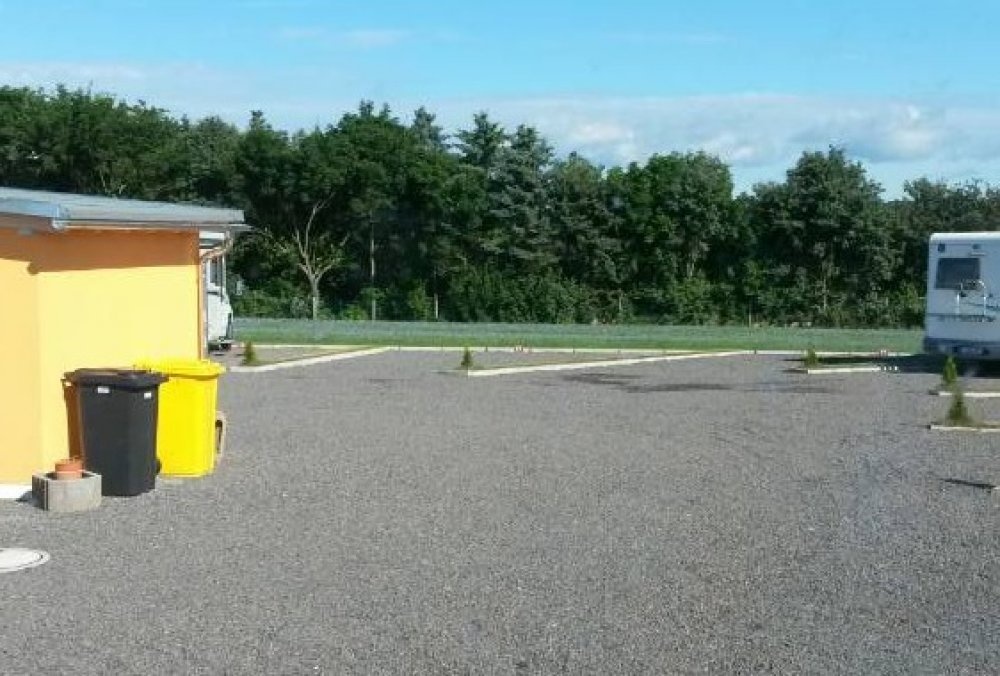 Wohnmobilhafen Zeulenrodaer Meer — Sp. parking dla kamperów in Zeulenroda-Triebes 