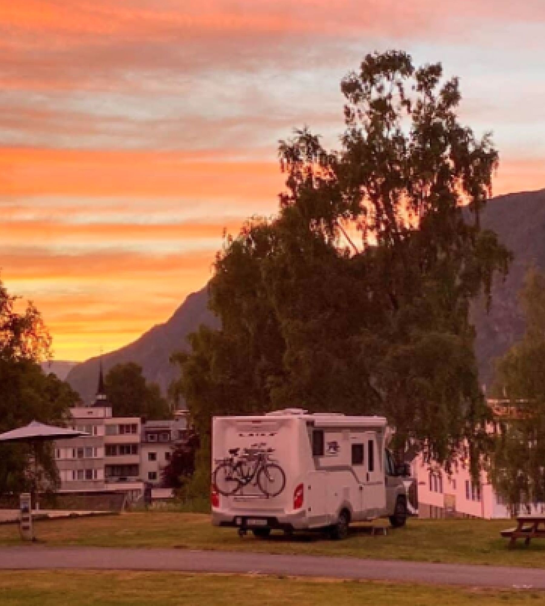 Koie Stay — Camperplads in Stranda