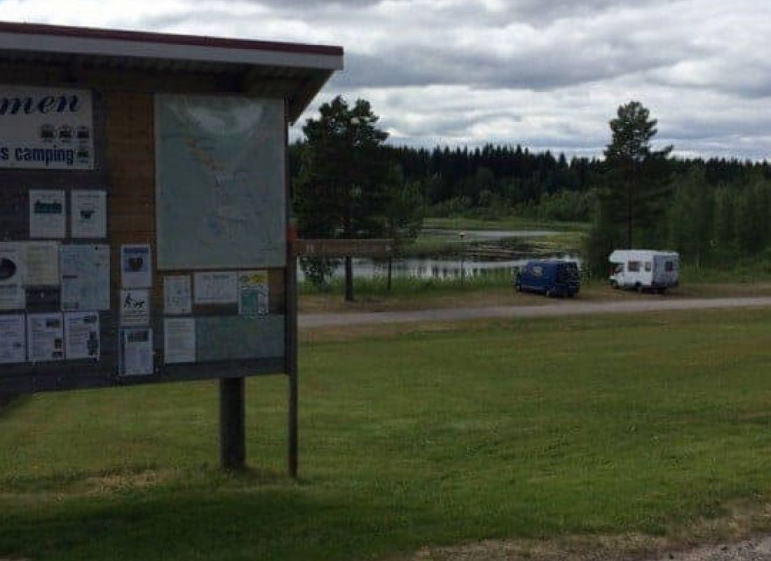 Loos Camping — Karavan Sitesi in Los