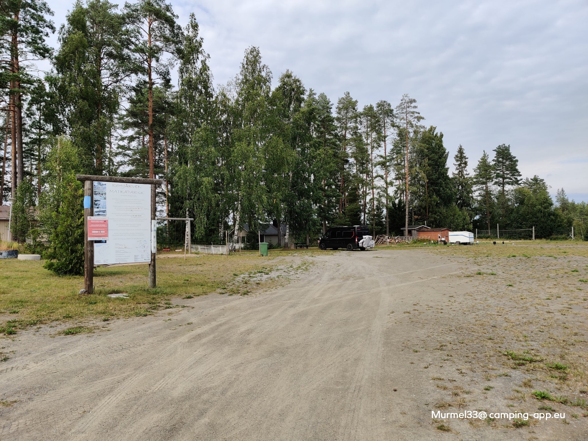 Riihijärven Matkaparkki — Bobilplass in Juurikka