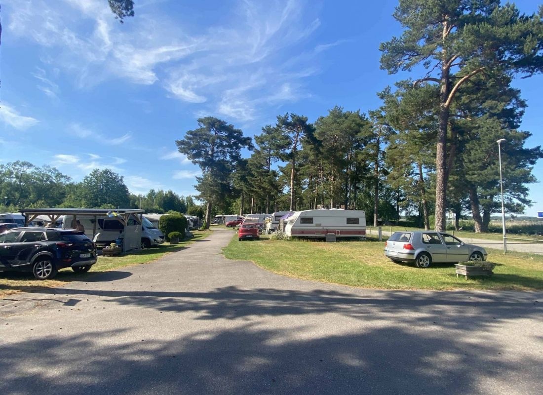 Malmöns Camping (Köping) — 露营车营地 in Köping