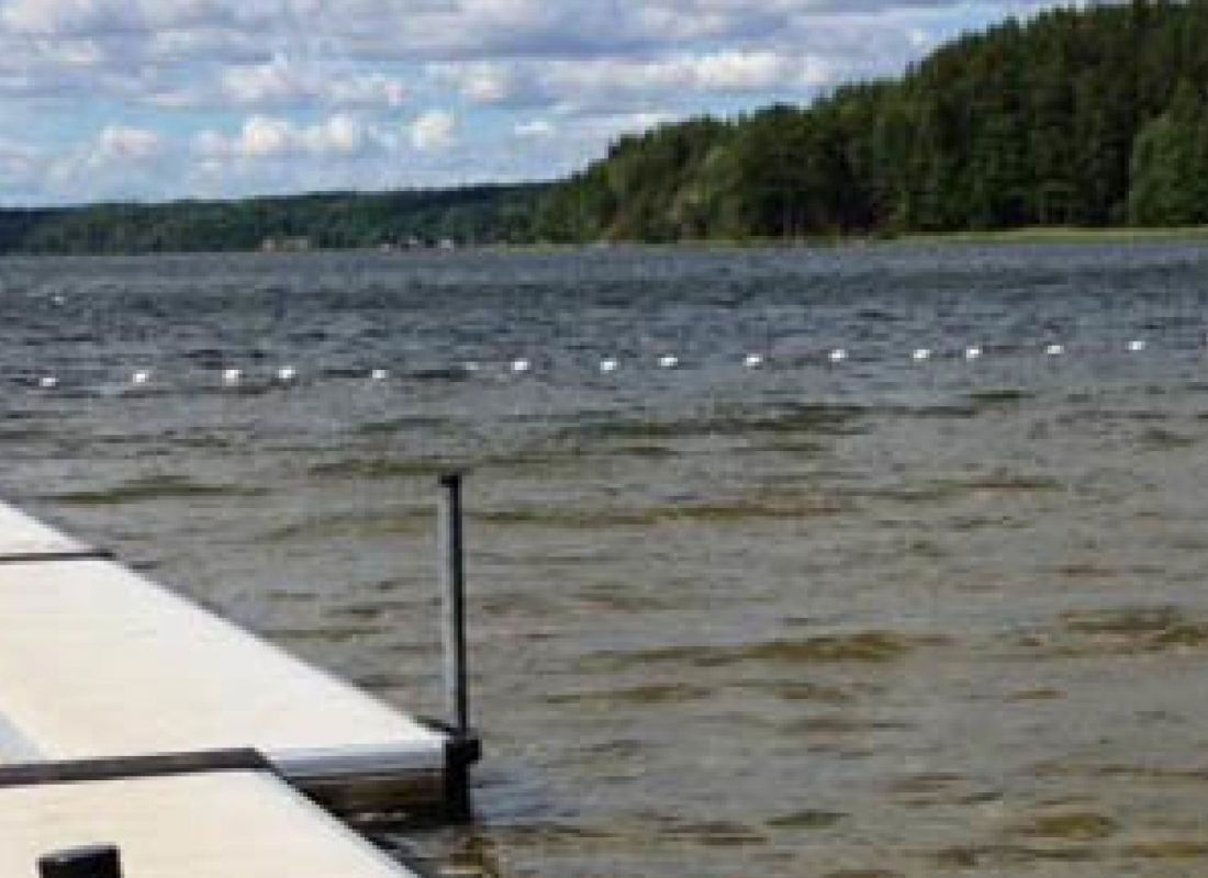 Klämmingsbergsbadet — Aire camping car in Gnesta