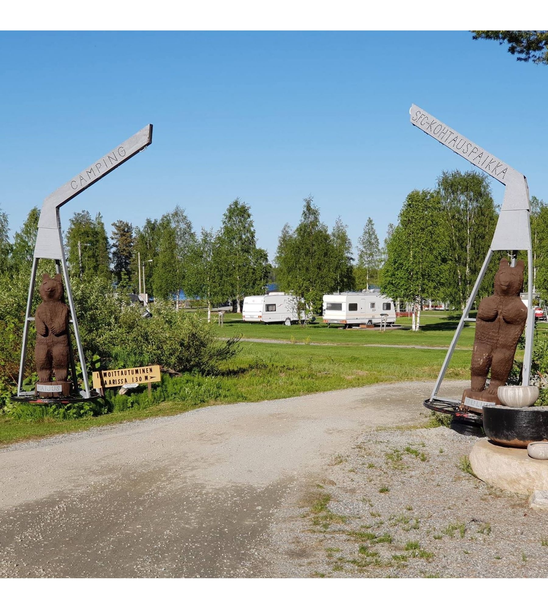 SF-Caravan Kohtauspaikka — Kamp yeri in Kajaani