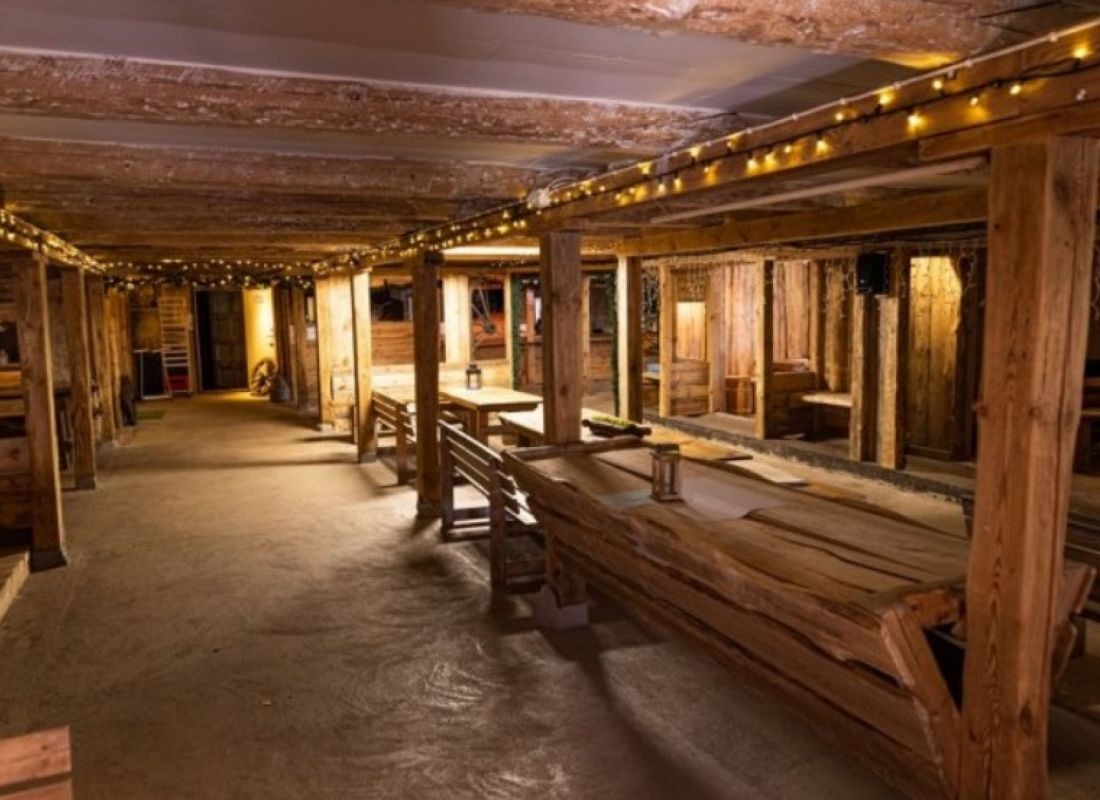 Sägnernas Hus — Місце для кемперів in Sandhem