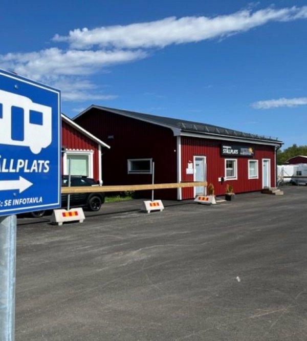 Ställplats Fritids Metropolen — Photo 2