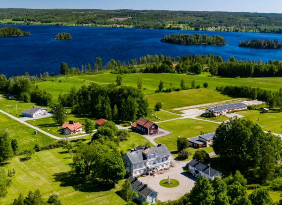 Åkerby Herrgård — Camperplads in Nora 