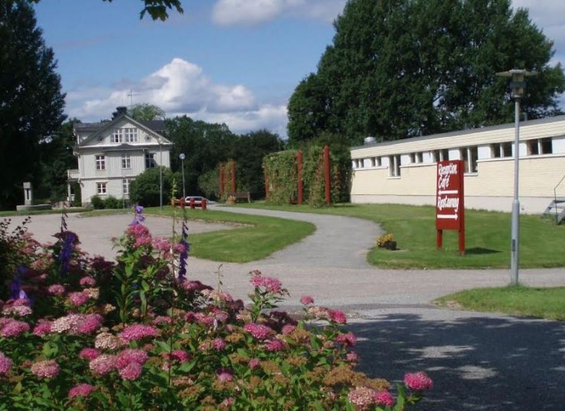 Åkerby Herrgård — Місце для кемперів in Nora 