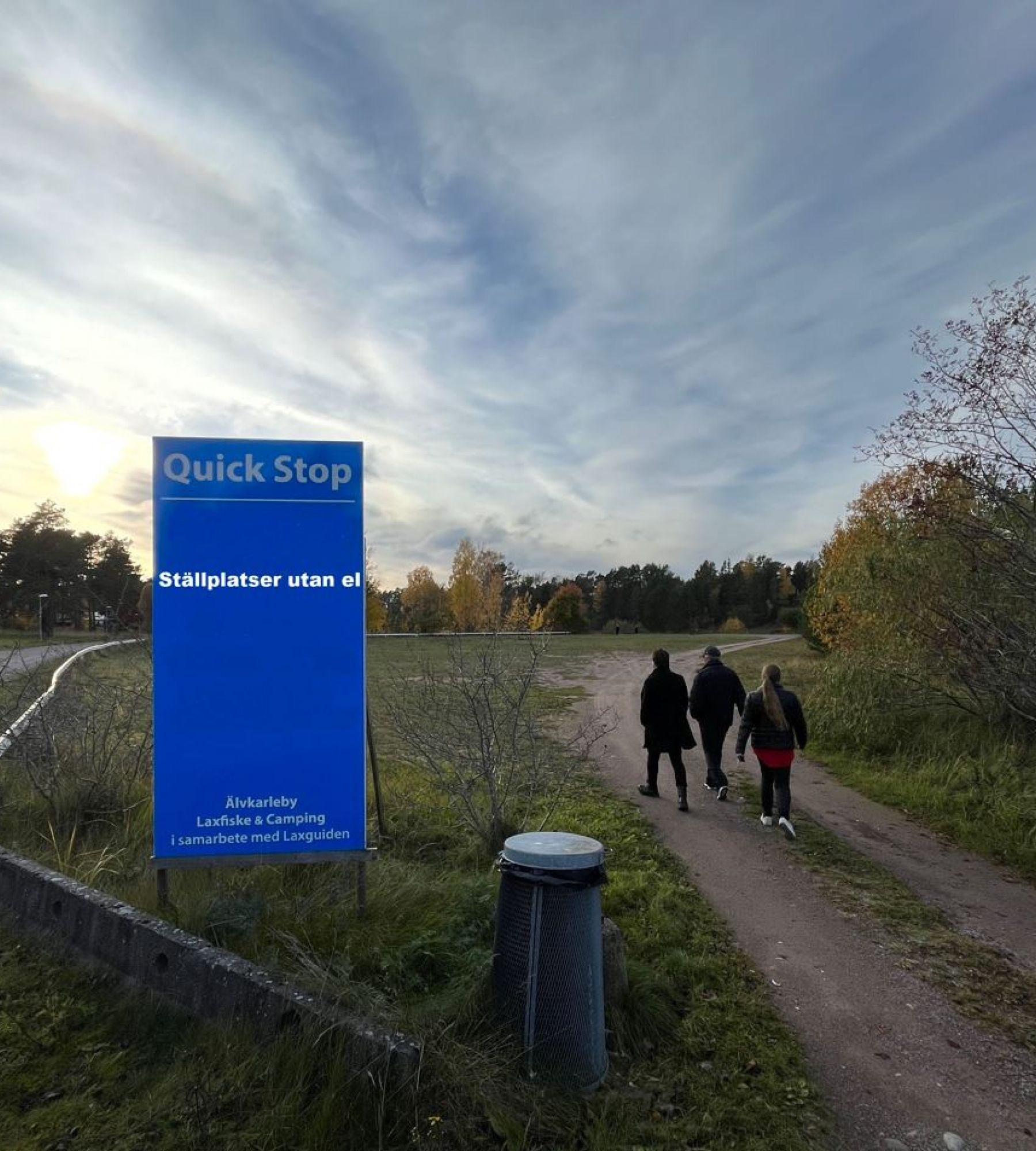 Älvkarleby Quickstop — Camperplads in Älvkarleby