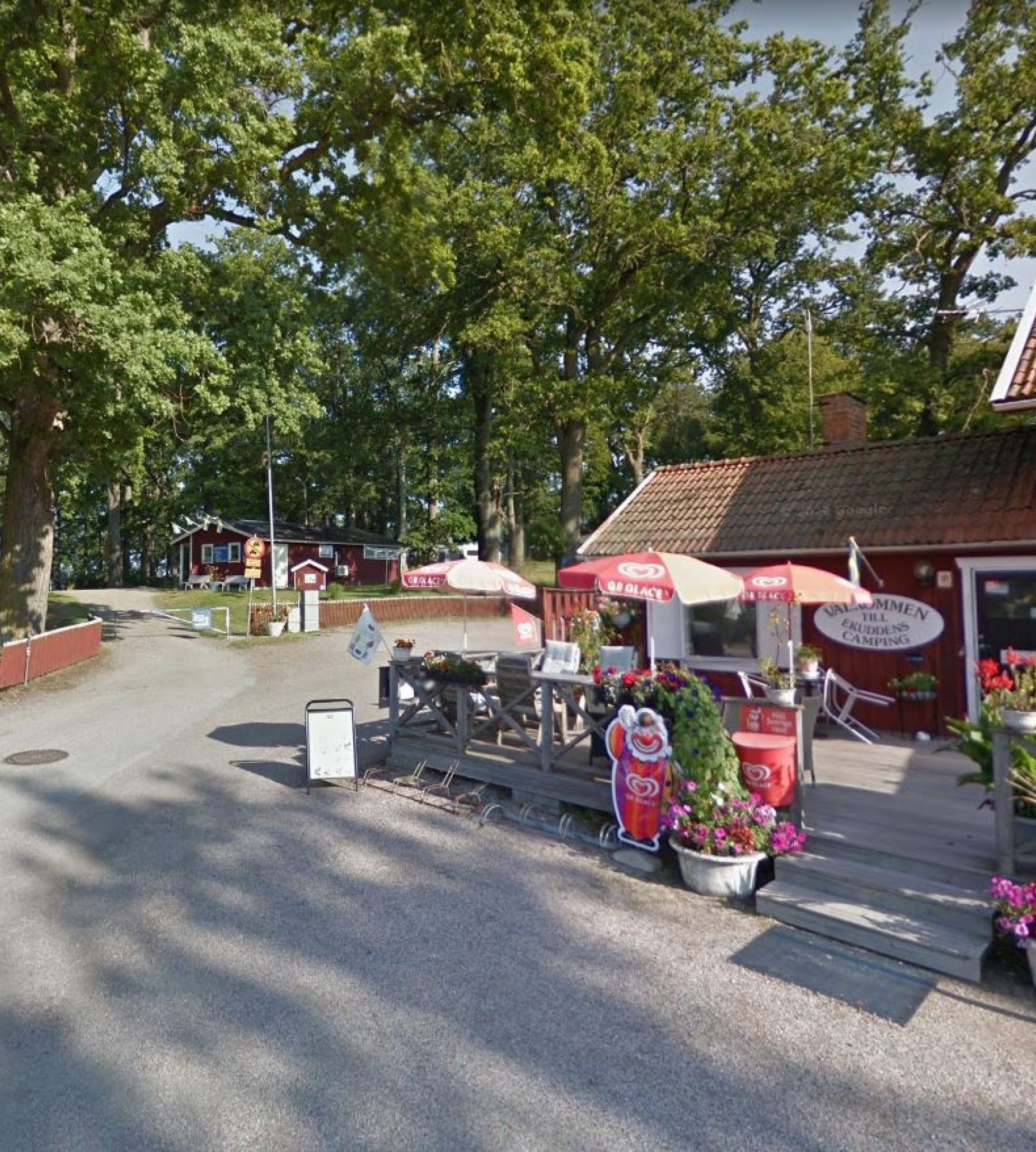 Ekuddens Camping — Camperplads in Kungsör