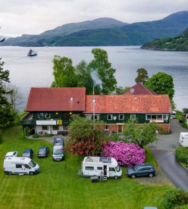 Hjelmeland Hostel & Camping — Foto 3
