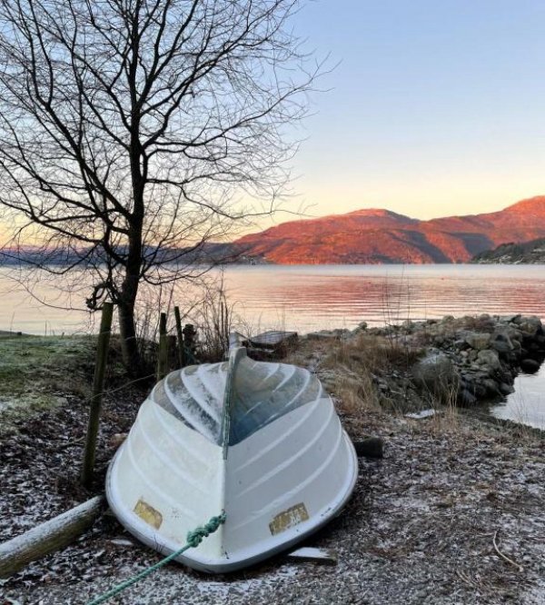 Hjelmeland Hostel & Camping