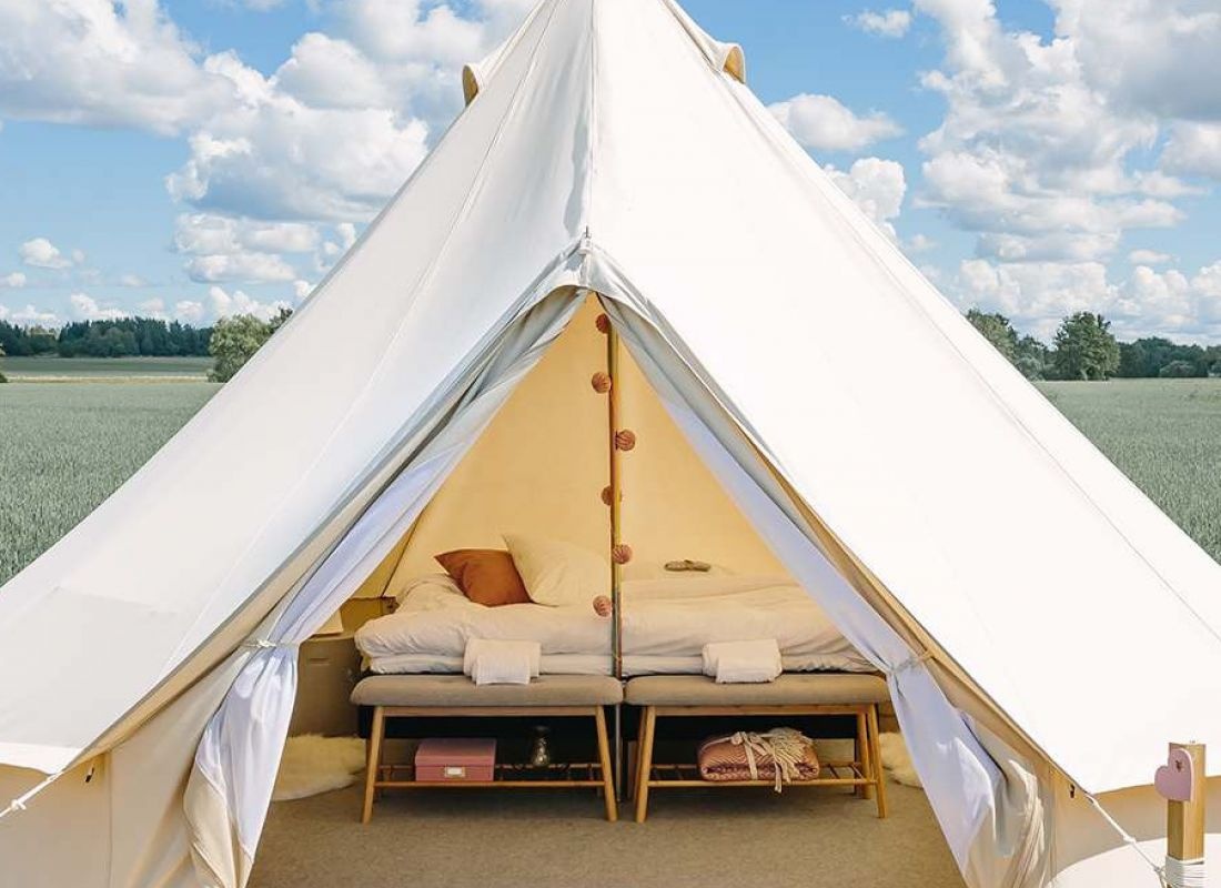 Gyllene Brunnen - Bröllopslokal & Glamping — Campervan Site in Fjärdhundra