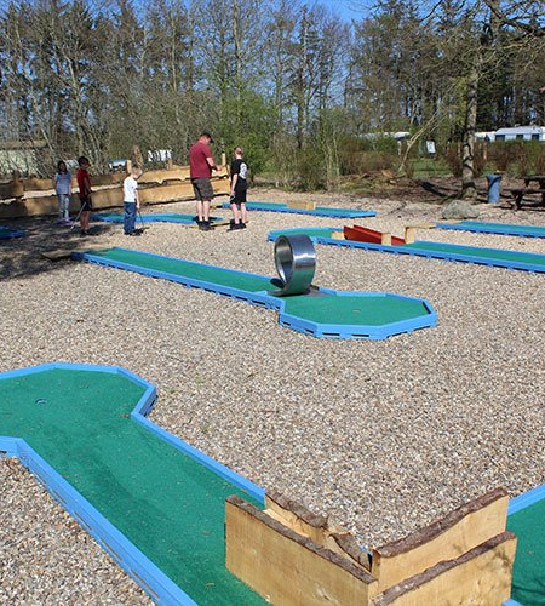 Birkelund camping & outdoor — Camperplads in Tarm