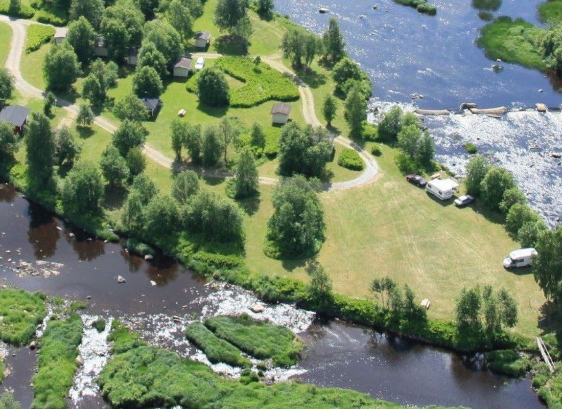 Kielo Camp – Kielosaari Matkaparkki — Kemp in Pyhäjoki
