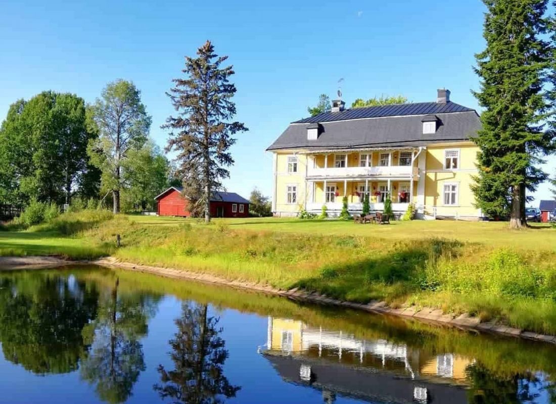 Melderstein Herrgård — Campervan Site in Råneå