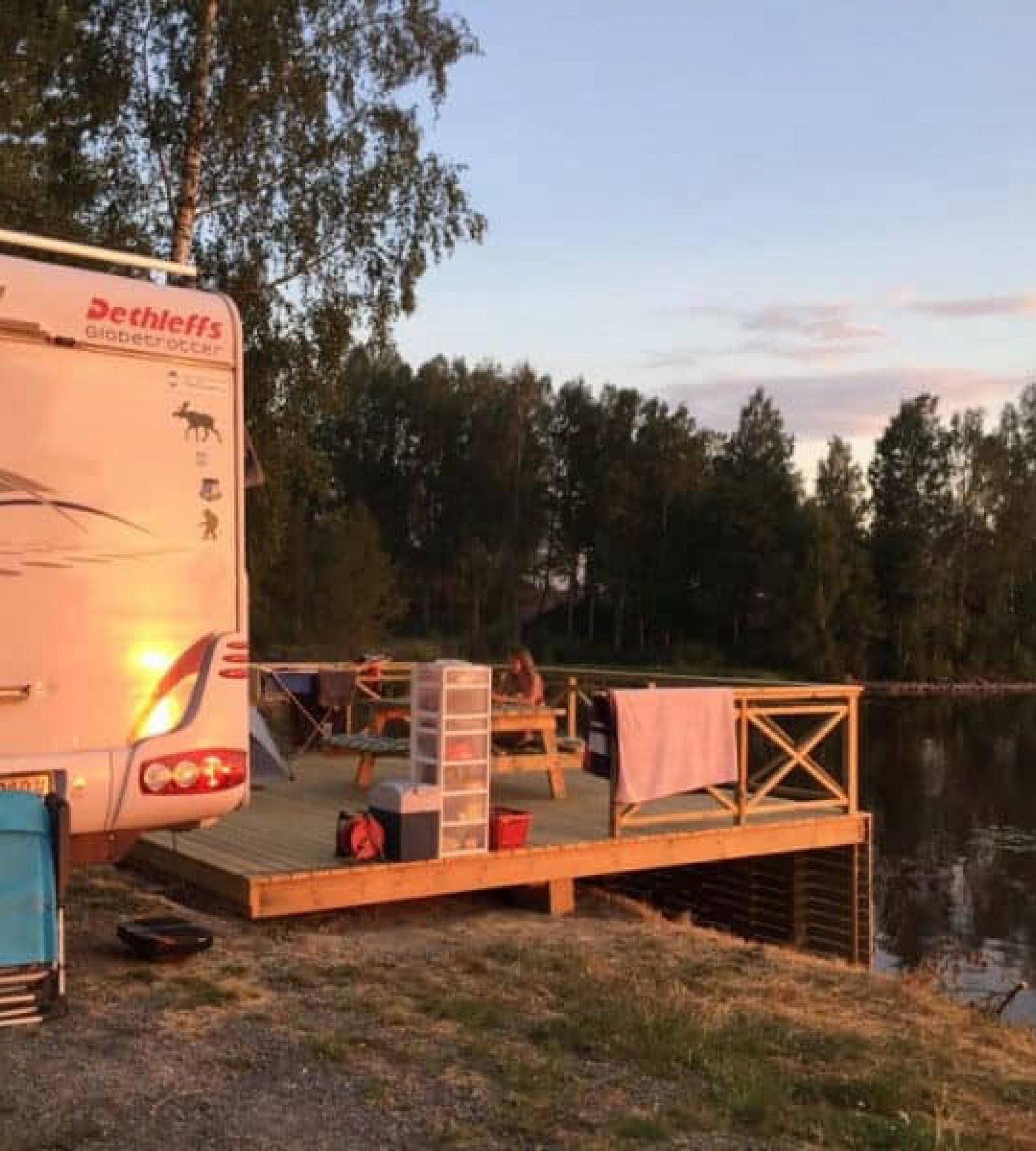 Hälle Fishing Camp — Bobilplass in Åmotfors
