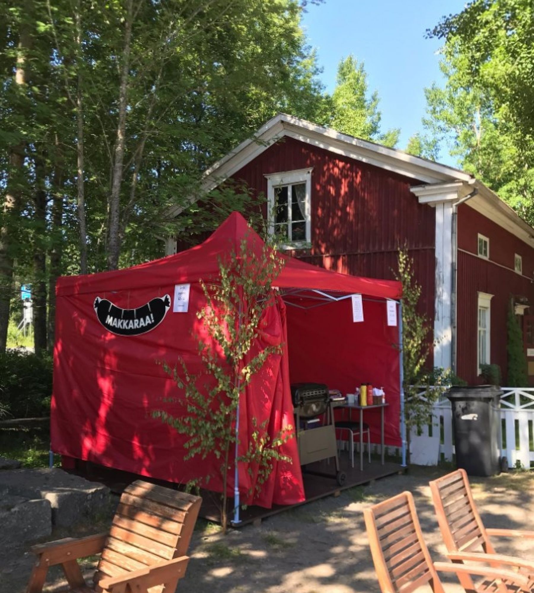 Eläinpuiston matkaparkki — Campervan Site in Kälviä