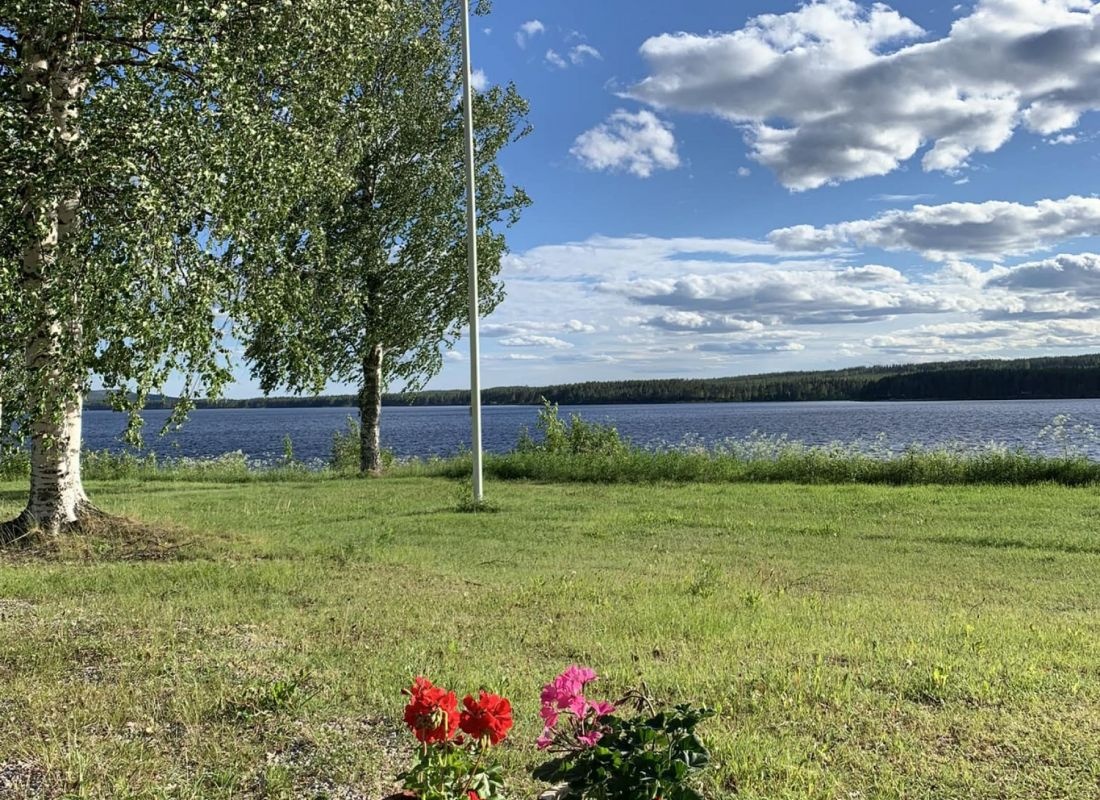 Camp Lakeside Boheden — Ställplats in Överkalix