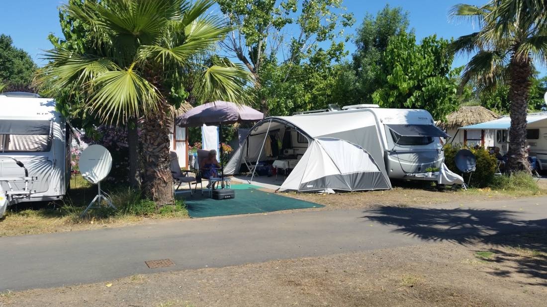 Camping Resort Les Champs Blancs***** — Camping in Agde