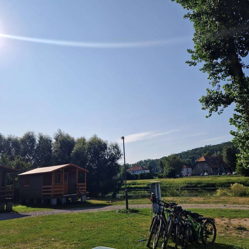 Autokemp Karlštejn — Sítio de acampamento in 