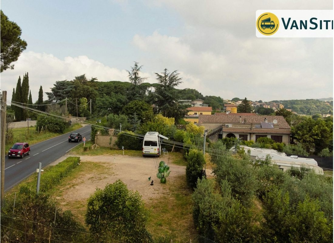 Piazzola Castelli Romani — Sp. parking dla kamperów in Albano Laziale
