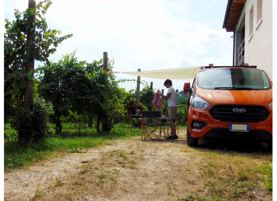 In der Nähe des Kellers beim Weinberg Parcheggio nei pressi della cantina vicino alla vigna#1 — Weingut in FARRA DI SOLIGO